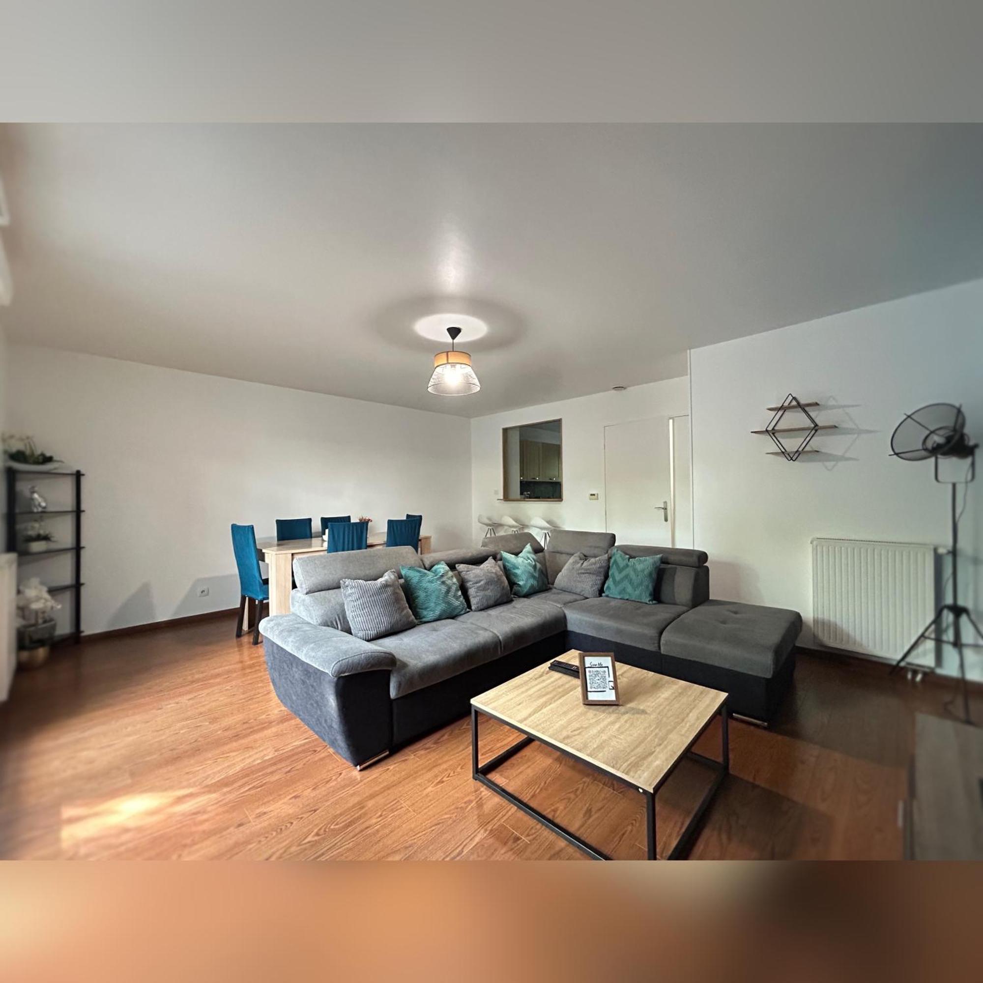 Le Duplex Chessy - 15Min From Disneyland - 2 Private Parkings - Garden - Kingsize & Queensize Bed - Supermarket Behind The House Ngoại thất bức ảnh