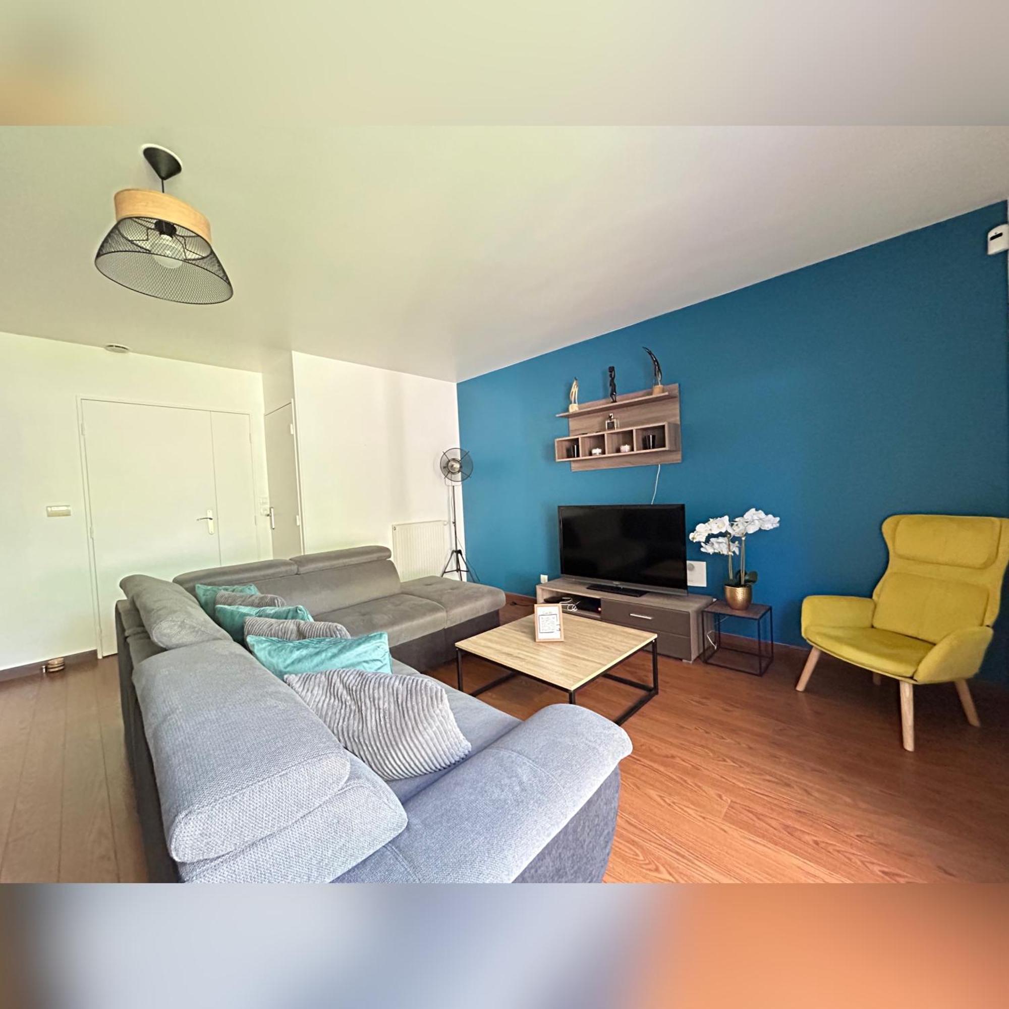 Le Duplex Chessy - 15Min From Disneyland - 2 Private Parkings - Garden - Kingsize & Queensize Bed - Supermarket Behind The House Ngoại thất bức ảnh